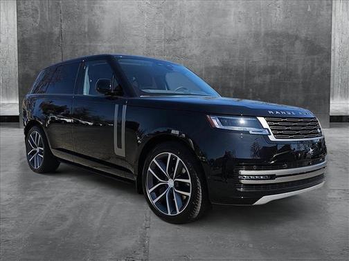 2025 Land Rover Range Rover P550e SE