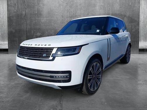 2025 Land Rover Range Rover P530 SE