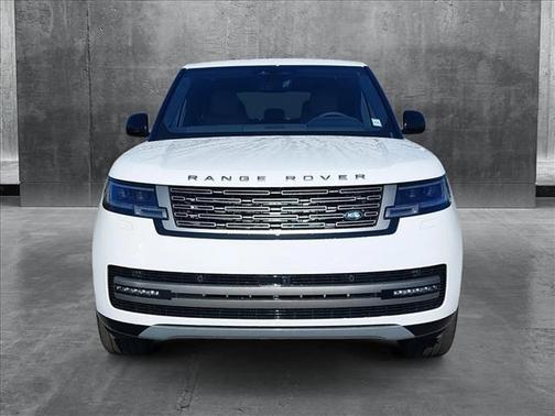 2025 Land Rover Range Rover P530 SE