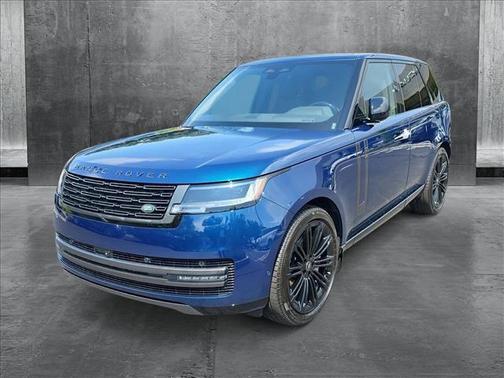 2025 Land Rover Range Rover P530 SE