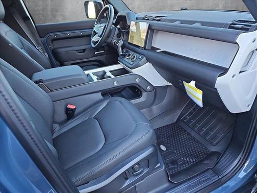 2025 Land Rover Defender S
