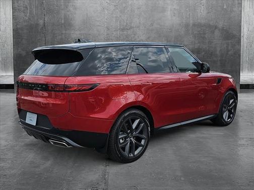2025 Land Rover Range Rover Sport SE
