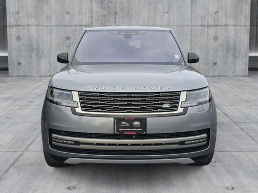 2023 Land Rover Range Rover P530 SE
