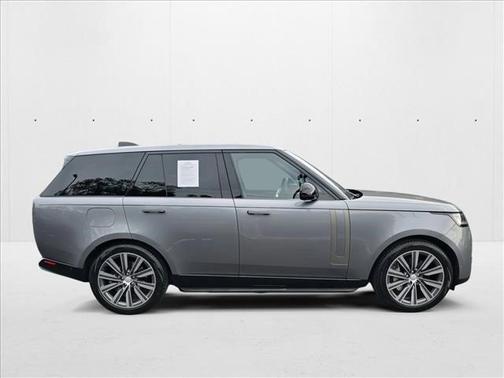 2023 Land Rover Range Rover P530 SE