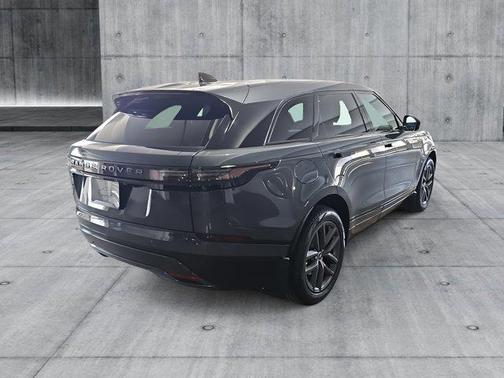 2026 Land Rover Range Rover Velar P250 SE R-Dynamic
