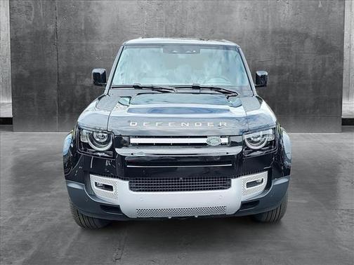 2025 Land Rover Defender 110 P300