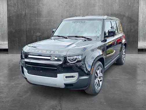 2025 Land Rover Defender 110 P300