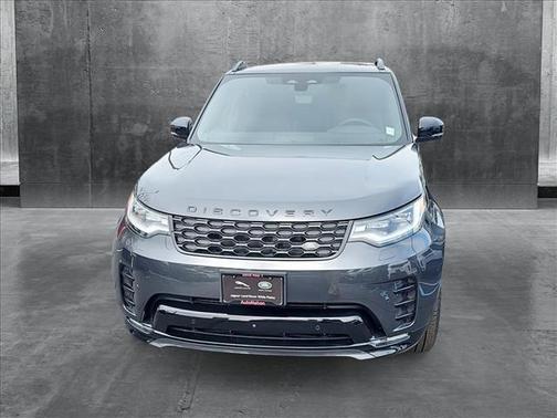 2025 Land Rover Discovery P300 Dynamic SE