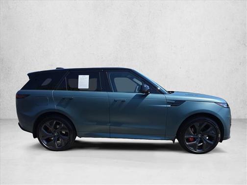Giola Green Metallic 2025 Land Rover Range Rover Sport SE