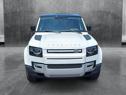 2025 Land Rover Defender 110 P300