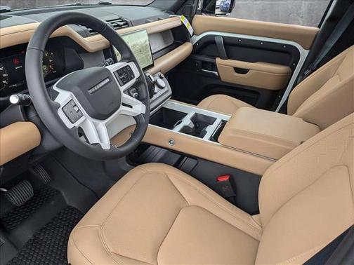2025 Land Rover Defender 110 P300