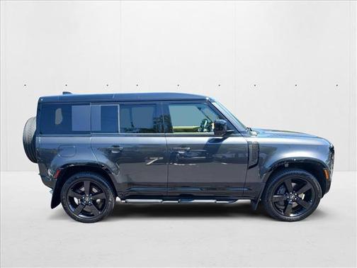 2025 Land Rover Defender 110 P500 X-Dynamic SE