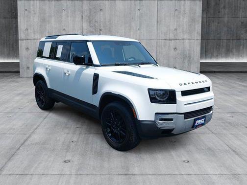 2025 Land Rover Defender 110 P300