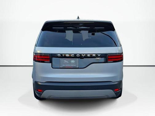 2022 Land Rover Discovery P300 S