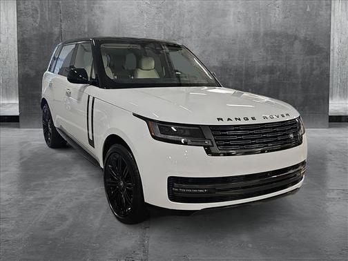 2025 Land Rover Range Rover P400 SE