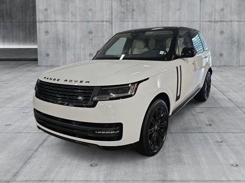 2025 Land Rover Range Rover P400 SE