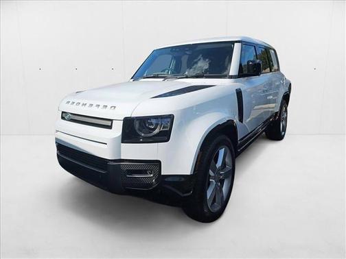 Fuji White 2025 Land Rover Defender 110 P500 X-Dynamic SE
