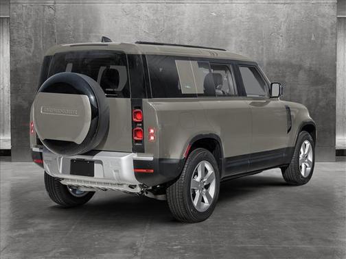 2025 Land Rover Defender 110 P400 S