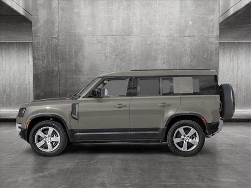 2025 Land Rover Defender 110 P400 S