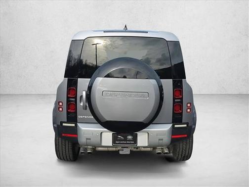 2024 Land Rover Defender 110 P500 SE