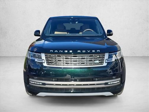 2025 Land Rover Range Rover P400 SE
