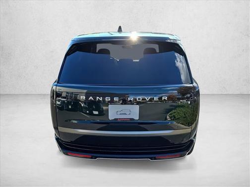 2025 Land Rover Range Rover P400 SE