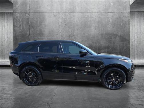 2026 Land Rover Range Rover Velar P400 Dynamic SE