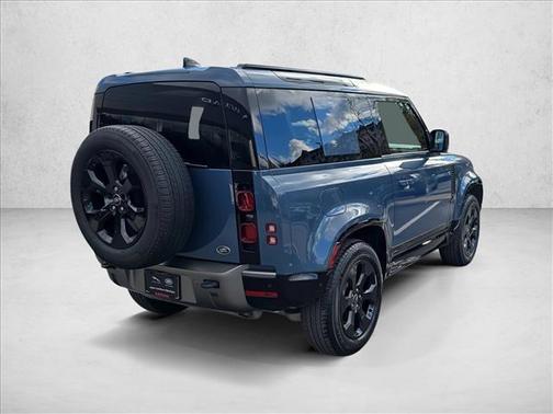 2021 Land Rover Defender 90 X-Dynamic S