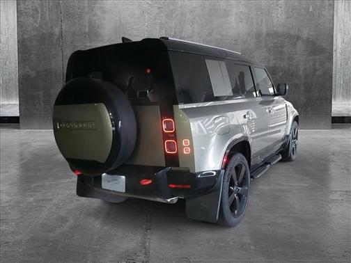 2025 Land Rover Defender 110 P400 X