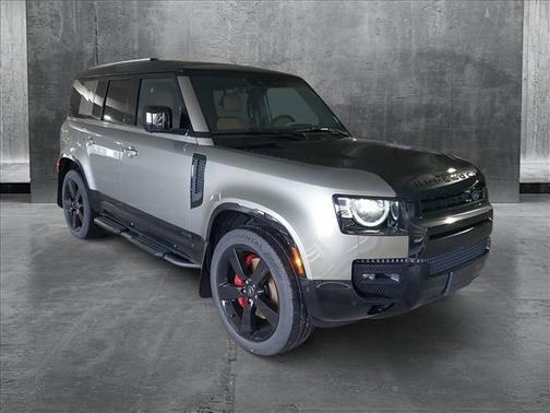 2025 Land Rover Defender 110 P400 X