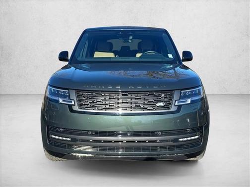 2025 Land Rover Range Rover SE