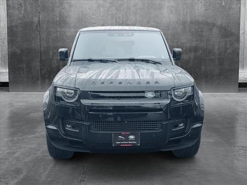 2025 Land Rover Defender 110 P400 X