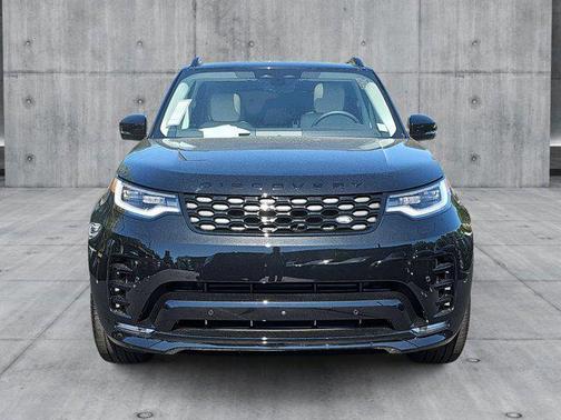 2025 Land Rover Discovery P360 Dynamic SE