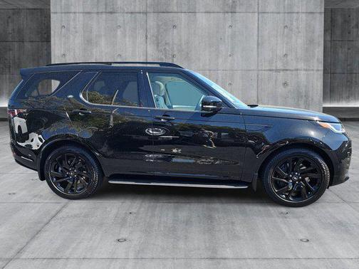 2025 Land Rover Discovery P360 Dynamic SE