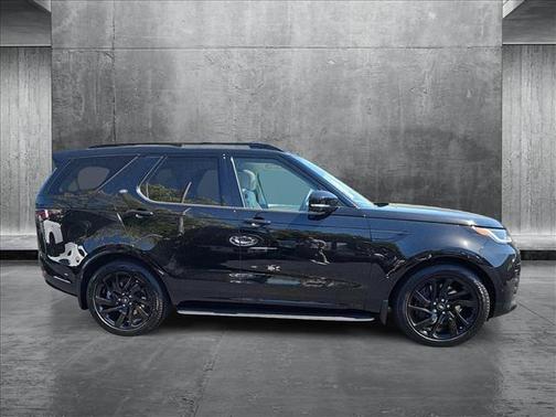 2025 Land Rover Discovery P360 Dynamic SE