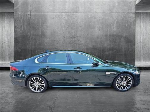 2022 Jaguar XF R-Dynamic SE P300 AWD Automatic