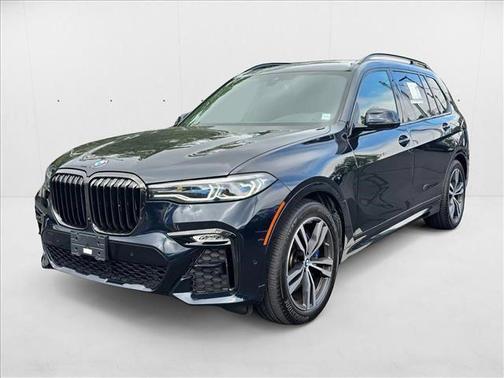 2021 BMW X7 M50i