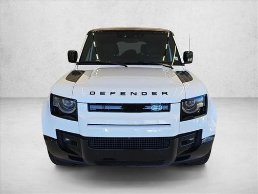 2025 Land Rover Defender 130 P400 X-Dynamic SE