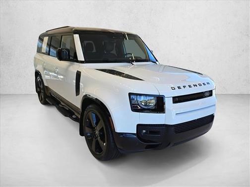2025 Land Rover Defender 130 P400 X-Dynamic SE