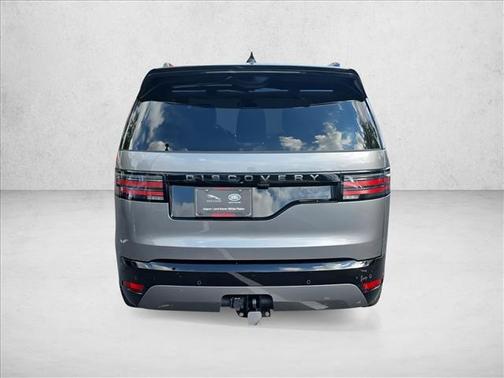 2025 Land Rover Discovery P300 Dynamic SE