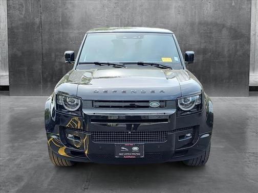 2023 Land Rover Defender 90 Carpathian Edition