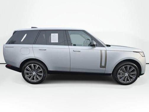 2023 Land Rover Range Rover P400 SE