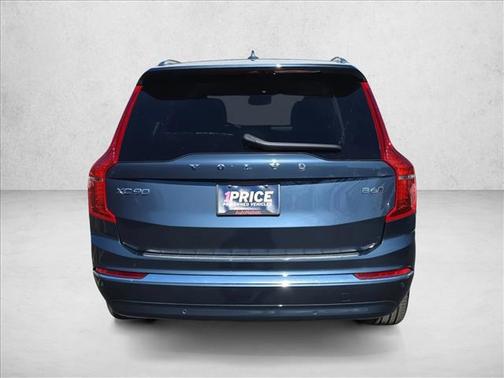 2025 Volvo XC90 B6 Plus 7-Seater