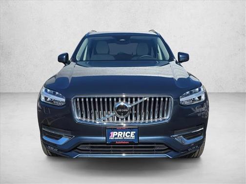 2025 Volvo XC90 B6 Plus 7-Seater