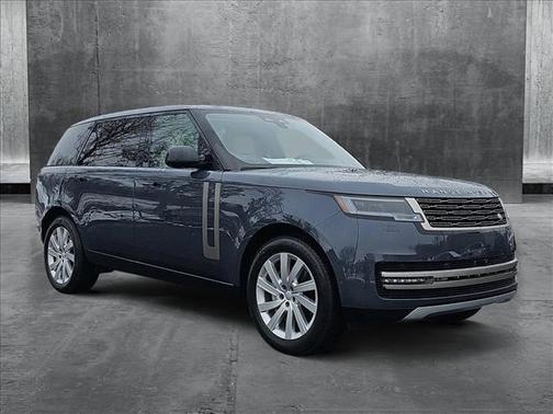 2025 Land Rover Range Rover P400 SE 7 Seat
