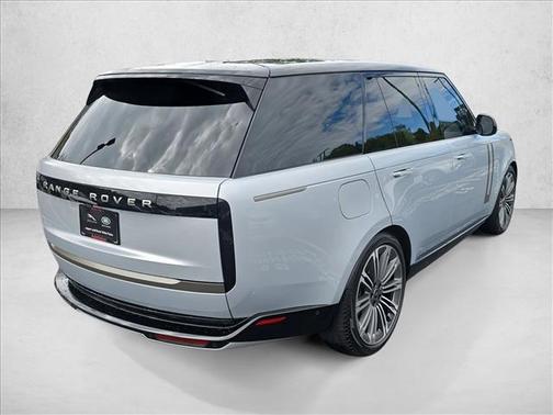 2024 Land Rover Range Rover P400 SE