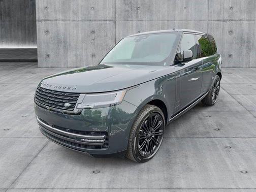 2025 Land Rover Range Rover P400 SE