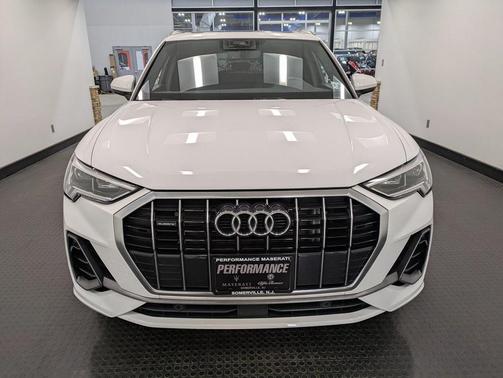 2024 Audi Q3 Premium 45 TFSI S line quattro Tiptronic