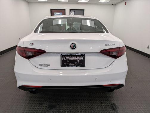 2022 Alfa Romeo Giulia Sprint