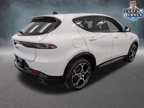 2024 Alfa Romeo Tonale Veloce EAWD